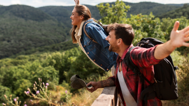 Raíces y Rutas: Más que una Agencia, tu Compañero de Aventuras