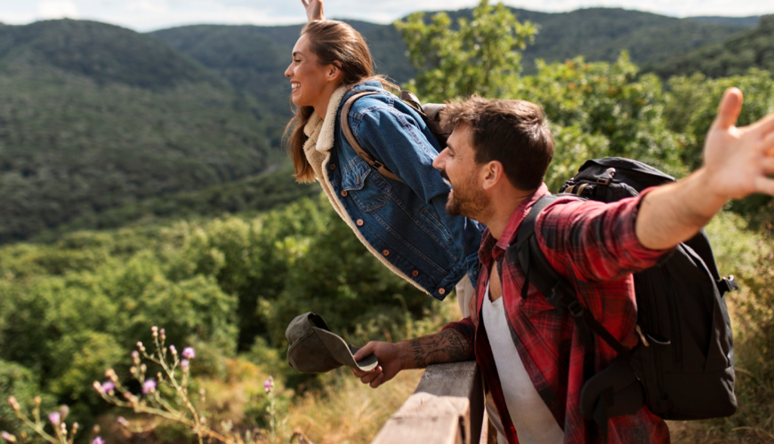 Raíces y Rutas: Más que una Agencia, tu Compañero de Aventuras